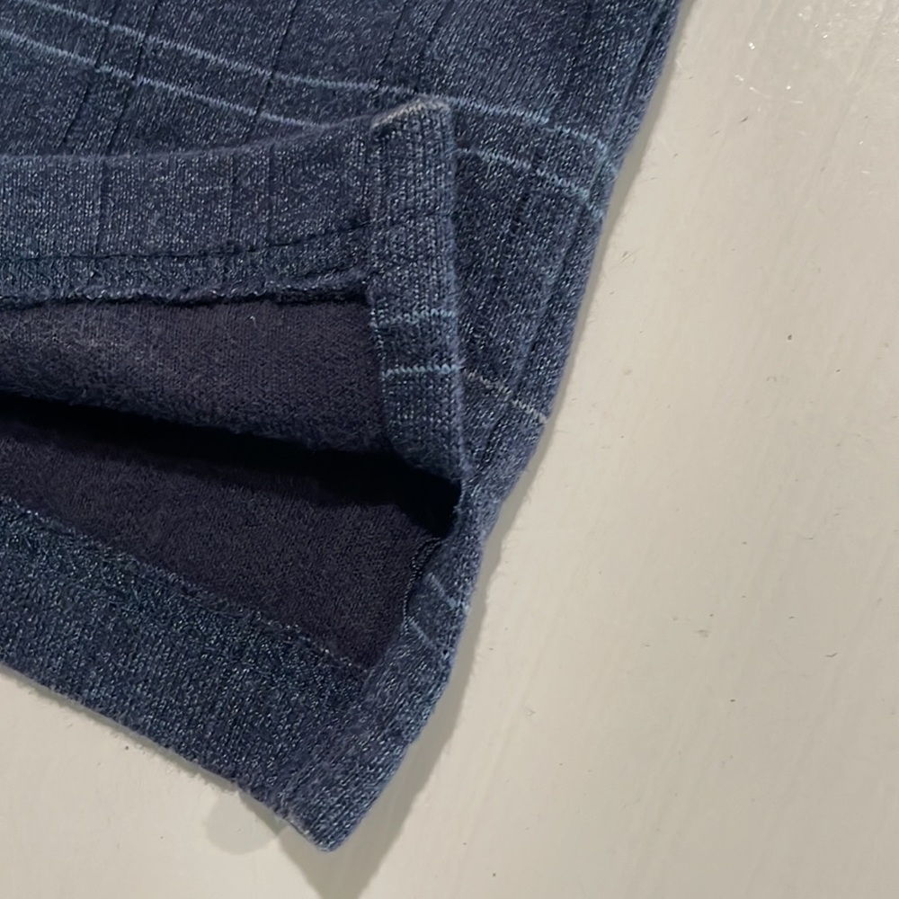 Van Heusen dark blue window pane longsleeve polo. Men's L. Excellent condition. - Picture 5 of 6
